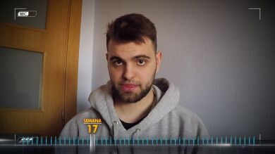 Superar la tartamudez, un proceso difícil para Jonathan