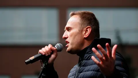 El opositor ruso Alexei Navalni será traslado a un hospital en Alemania El opositor ruso Alexei Navalni será traslado a un hospital en Alemania
