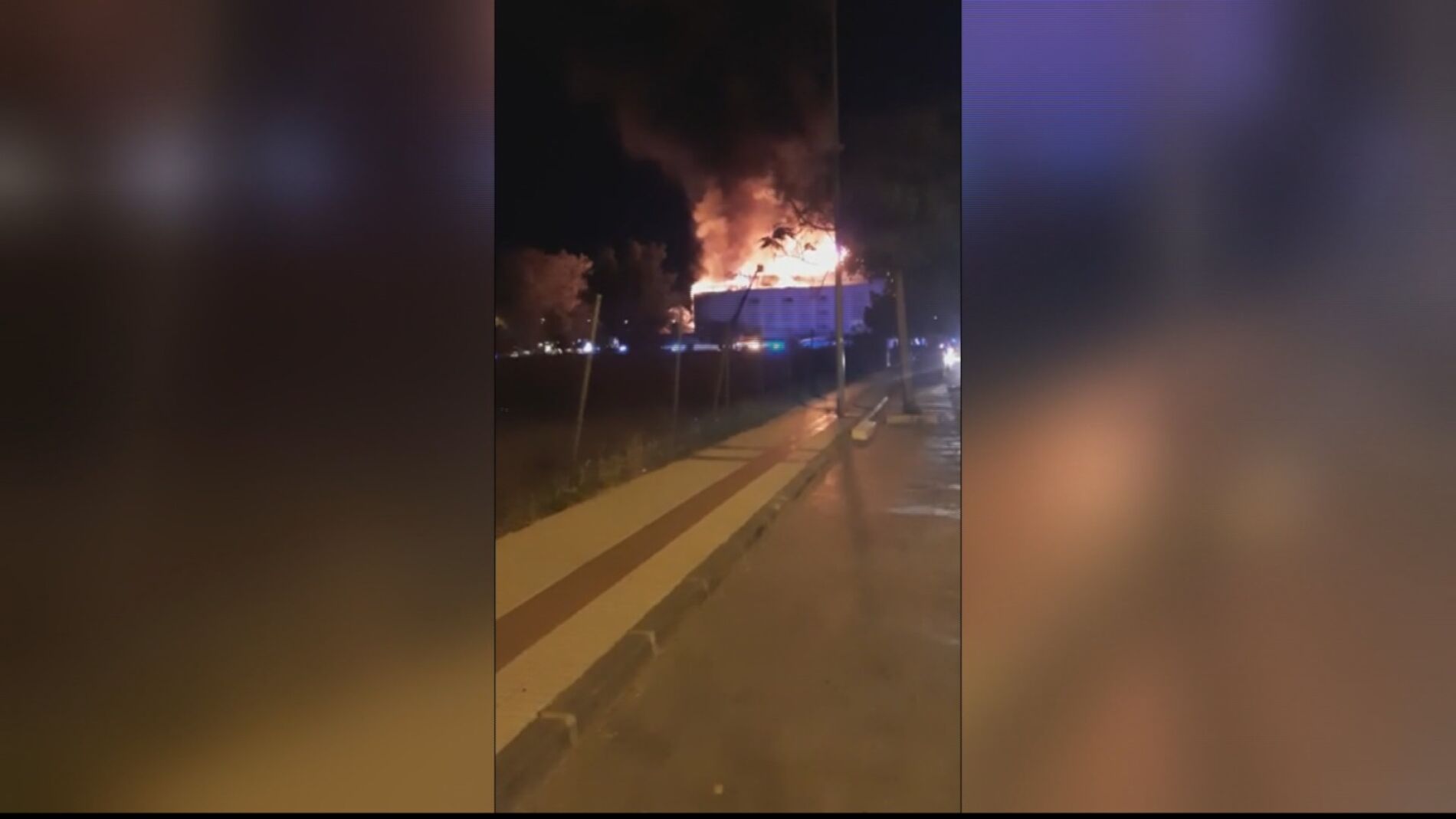 Daniel, un testigo del incendio en un hotel de Puerto Ban&uacute;s: "Los clientes escalaban y sal&iacute;an de las habitaciones, ha sido horroroso"