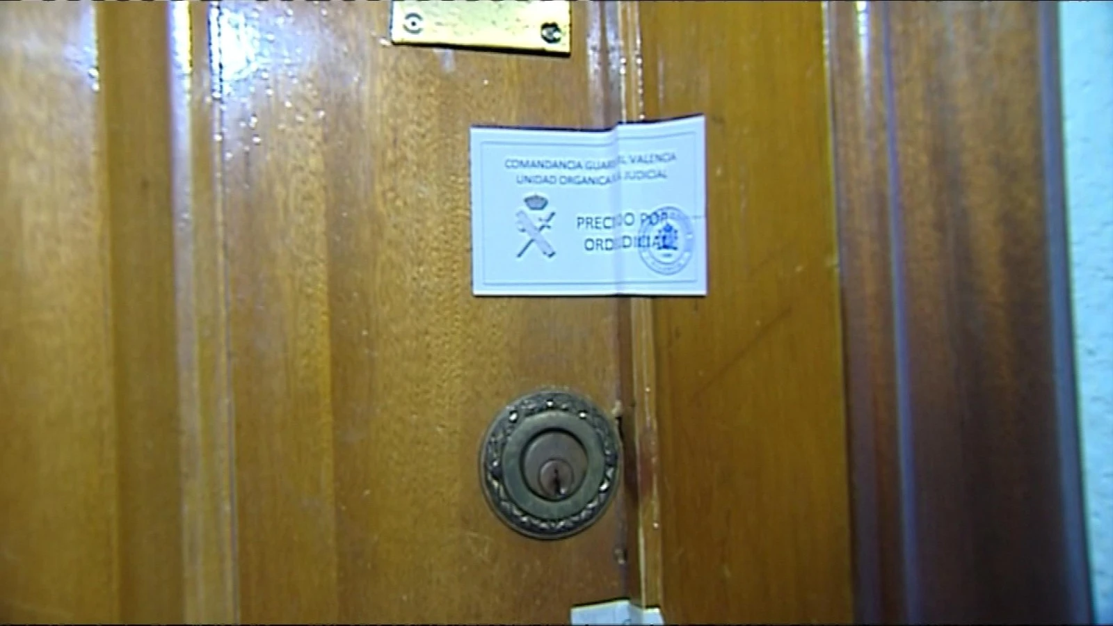La joven detenida por el presunto asesinato de su madre en L'Alcudia de Crespins ocultó el cuerpo en la bañera durante meses
