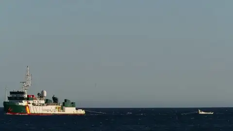 20 inmigrantes han muerto en las últimas horas en dos pateras que intentaban llegar a Canarias 20 inmigrantes han muerto en las últimas horas en dos pateras que intentaban llegar a Canarias
