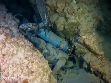 El agujero azul de Dahab, la bella y mortal meca de apneístas y buceadores en Egipto El agujero azul de Dahab, la bella y mortal meca de apneístas y buceadores en Egipto