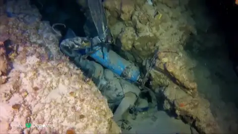 El agujero azul de Dahab, la bella y mortal meca de apneístas y buceadores en Egipto El agujero azul de Dahab, la bella y mortal meca de apneístas y buceadores en Egipto