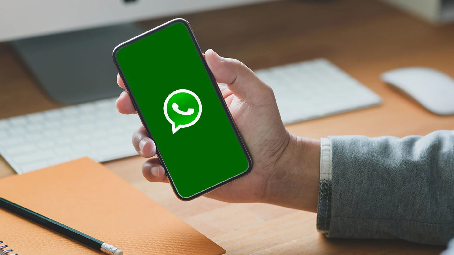 WhatsApp WhatsApp