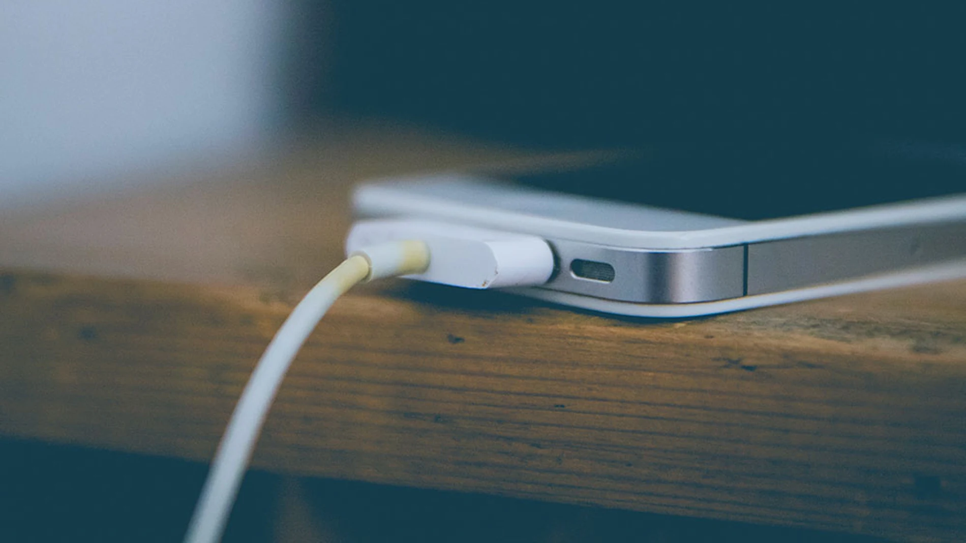 Apple tendrá que pagar 113 millones de dólares por ralentizar iPhone antiguos Apple tendrá que pagar 113 millones de dólares por ralentizar iPhone antiguos