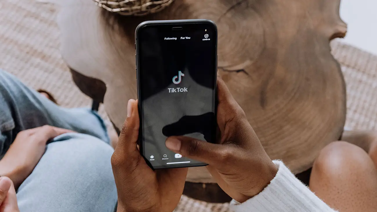 TikTok en un smartphone