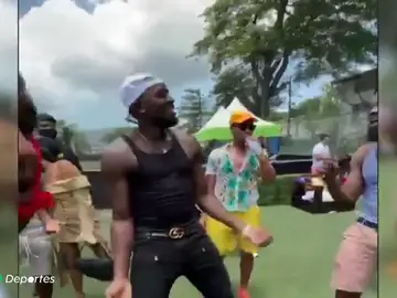 Usain Bolt, en cuarentena tras su fiesta de cumpleaños sin respetar las medidas ante el coronavirus Usain Bolt, en cuarentena tras su fiesta de cumpleaños sin respetar las medidas ante el coronavirus