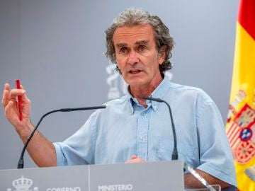 Fernando Simón: "Si la incidencia sigue subiendo habrá que tomar medidas drásticas, no sé si confinamiento"