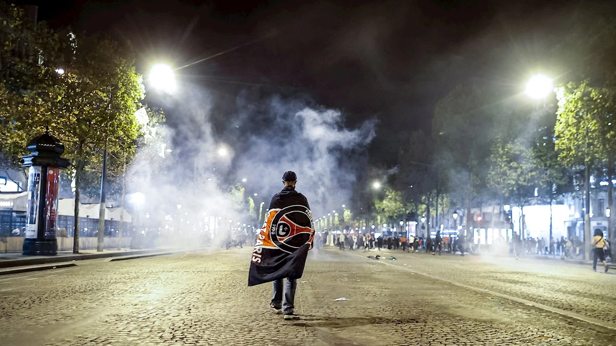 Disturbios en Par&iacute;s tras el partido del PSG