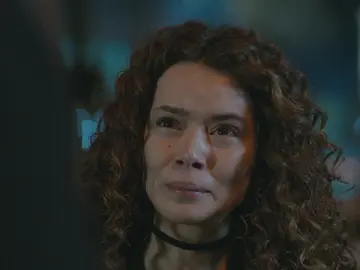 Enver desenmascara a Sirin: la acusa de matar a Sarp Enver desenmascara a Sirin: la acusa de matar a Sarp