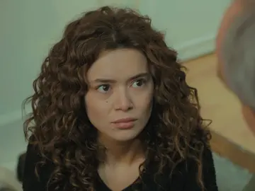 Enver, a Sirin: “Has destruido mi fe en esta familia” Enver, a Sirin: “Has destruido mi fe en esta familia”
