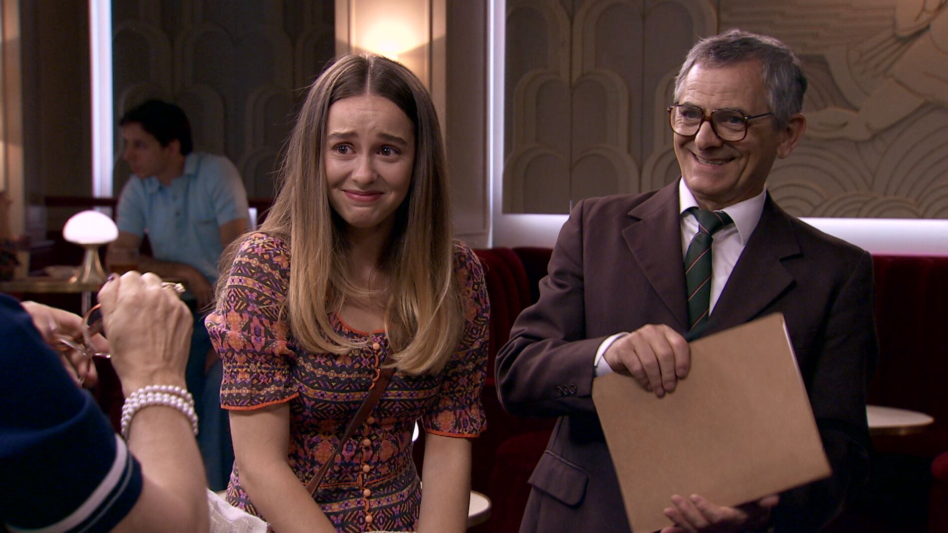 Un giro inesperado que emociona a Luisita y Benigna: ¡Ya hay comprador!