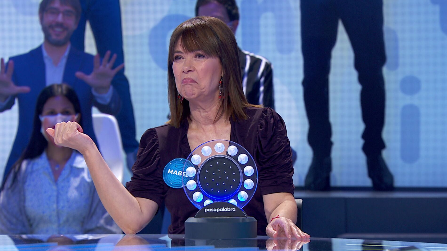 La picaresca de Mabel Lozano: asegura que sólo se sabe una canción para acabar ganando a Lara Dibildos en ‘La pista’