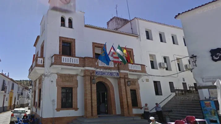 Rastrean los contactos de un cura en Aroche tras dar positivo