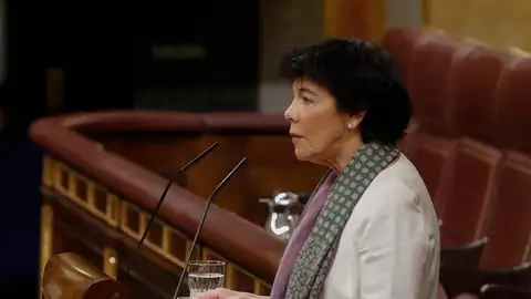 Celaá afirma que no le consta que Iglesias le acusara de falta de liderazgo: "No le he pedido explicaciones" Celaá afirma que no le consta que Iglesias le acusara de falta de liderazgo: "No le he pedido explicaciones"