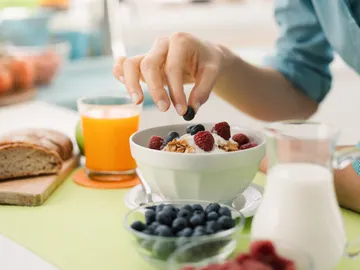 Arándanos en el desayuno Arándanos en el desayuno