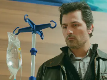 Una dolorosa muerte golpea la vida de Arif en sus horas más bajas Una dolorosa muerte golpea la vida de Arif en sus horas más bajas