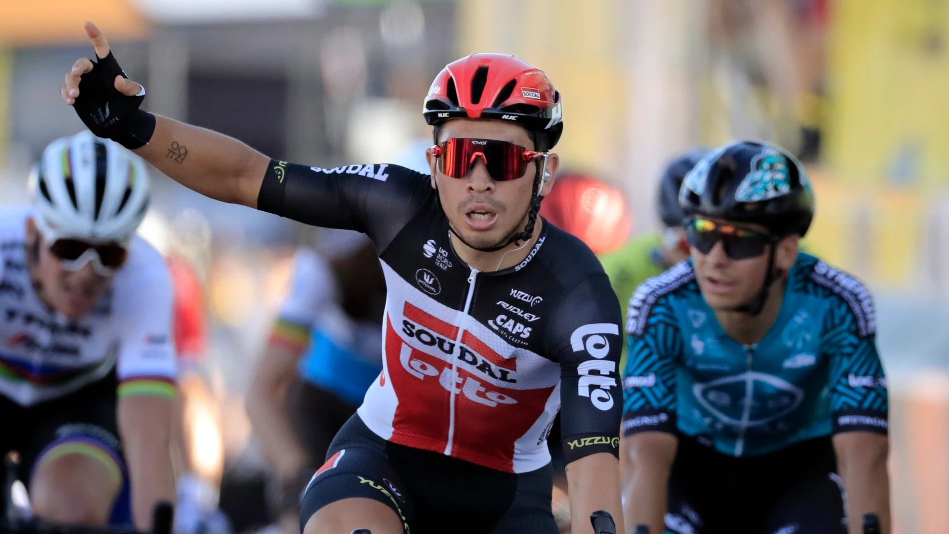 Caleb Ewan celebra su victoria en la etapa 11 del Tour de Francia Caleb Ewan celebra su victoria en la etapa 11 del Tour de Francia