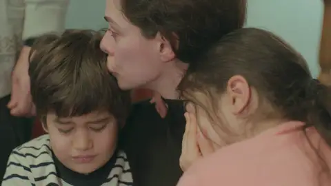 La última maldad de Sirin se le vuelve en contra: deja su familia completamente rota Mejores momentos | Capítulo 17