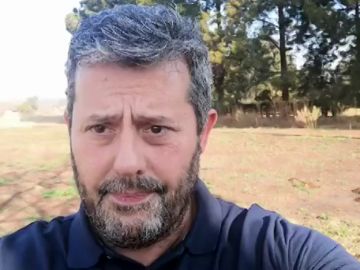 Uno de los voluntarios de Sudáfrica en recibir la vacuna de Oxford llama a la calma: "Es solo un solo caso de los 30.000"