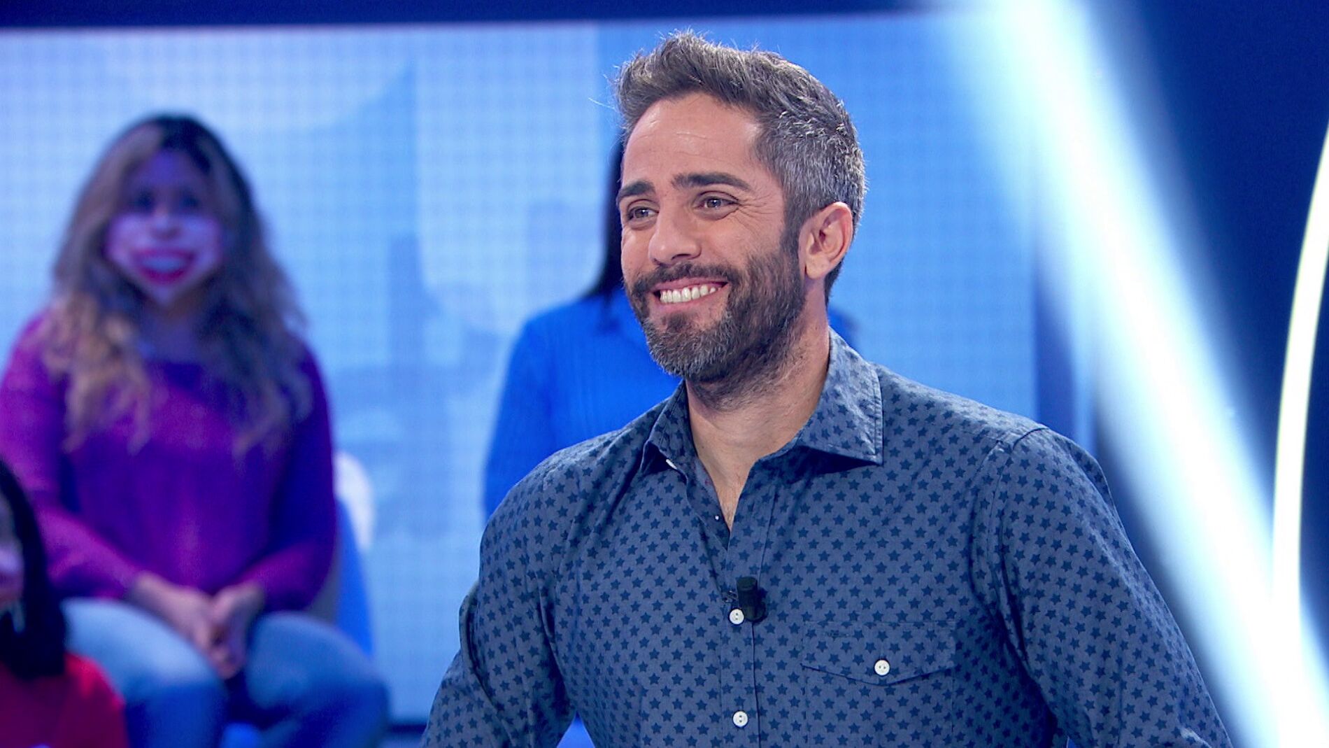  “¡Qué bonito!”, Luis sorprende a Roberto Leal con un sencillo gesto en ‘Pasapalabra’