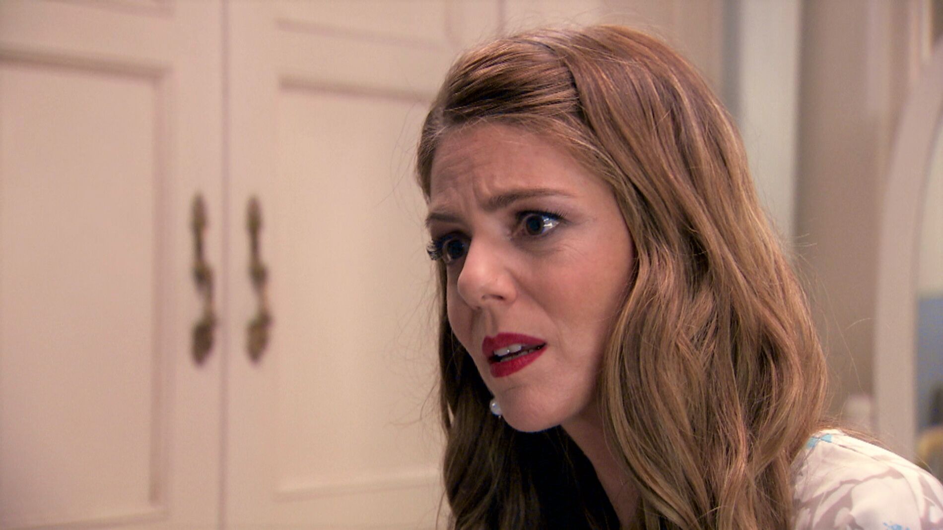 Severino habla de su herencia con su hija, al estar cada vez más cerca de la muerte.