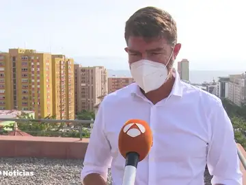 El primer teniente de alcalde de Santa Cruz de Tenerife amenaza con sacrificar los gatos callejeros: "Lo que hago es sacrificarlos" El primer teniente de alcalde de Santa Cruz de Tenerife amenaza con sacrificar los gatos callejeros: "Lo que hago es sacrificarlos"