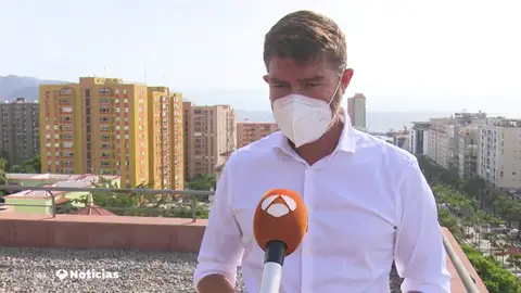 El primer teniente de alcalde de Santa Cruz de Tenerife amenaza con sacrificar los gatos callejeros: "Lo que hago es sacrificarlos" El primer teniente de alcalde de Santa Cruz de Tenerife amenaza con sacrificar los gatos callejeros: "Lo que hago es sacrificarlos"