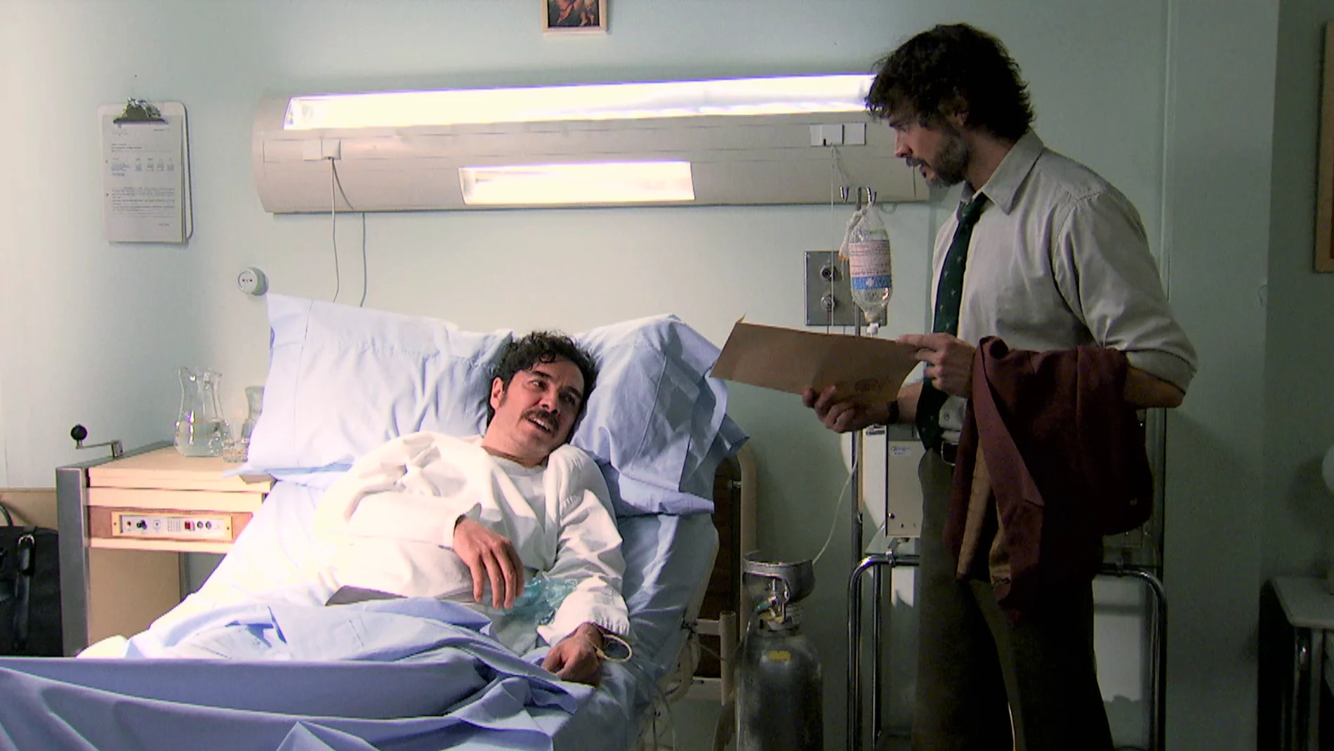 Guillermo visita a Ordóñez al hospital y recibe por su parte un imprevisto documento.