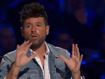 Pablo López bloquea en un descuido a Alejandro Sanz: ¡Qué alegría de accidente! Pablo López bloquea en un descuido a Alejandro Sanz: ¡Qué alegría de accidente!