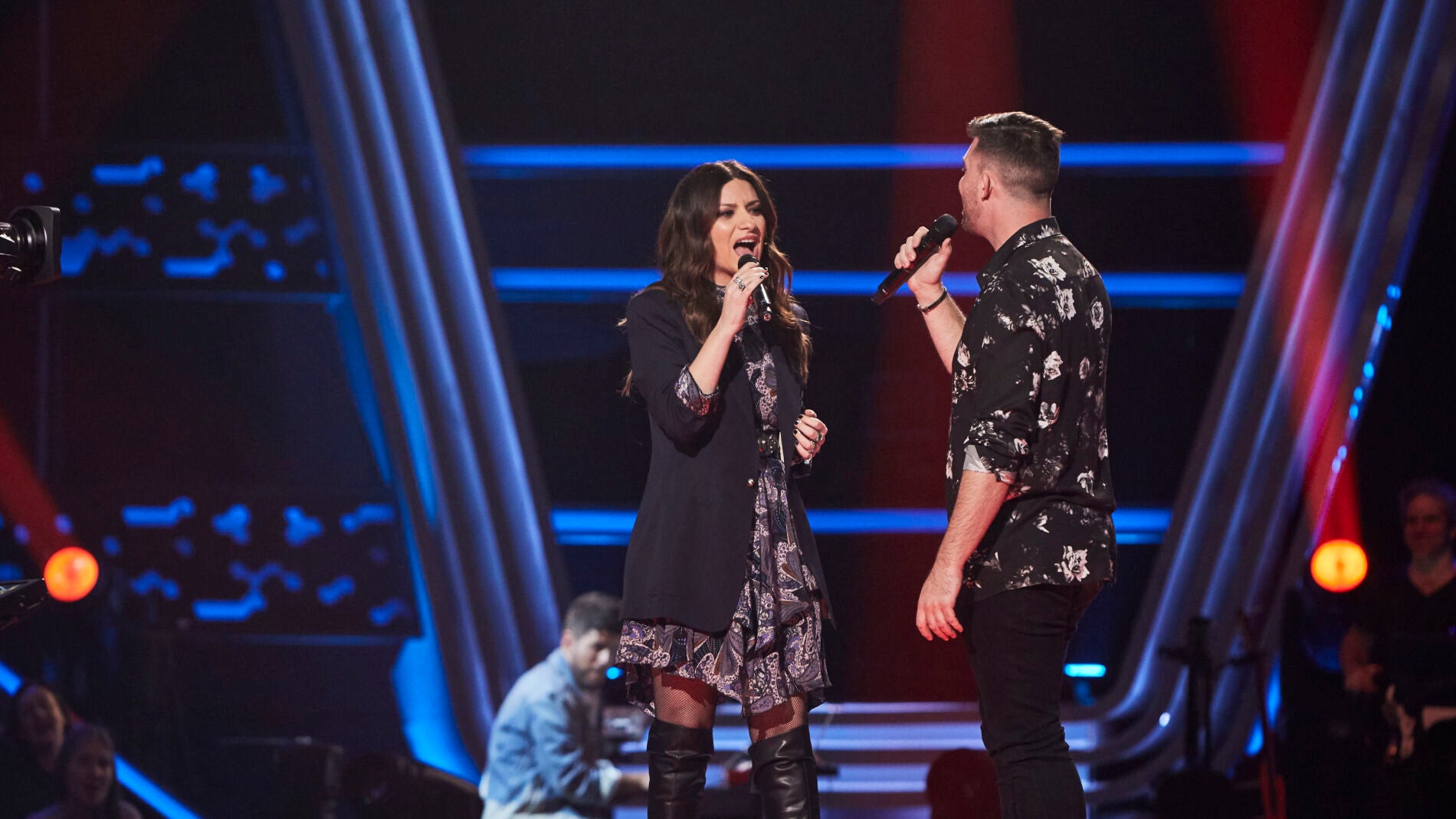 Francisco Cuenca cumple su sue&ntilde;o de cantar en directo con Laura Pausini en &lsquo;La Voz&rsquo;