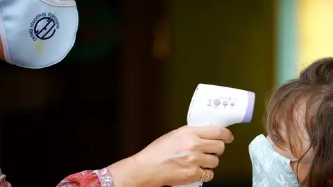 Una niña que fue a clase mientras esperaba resultado PCR pone en cuarentena a toda su clase en Carabanchel Coronavirus