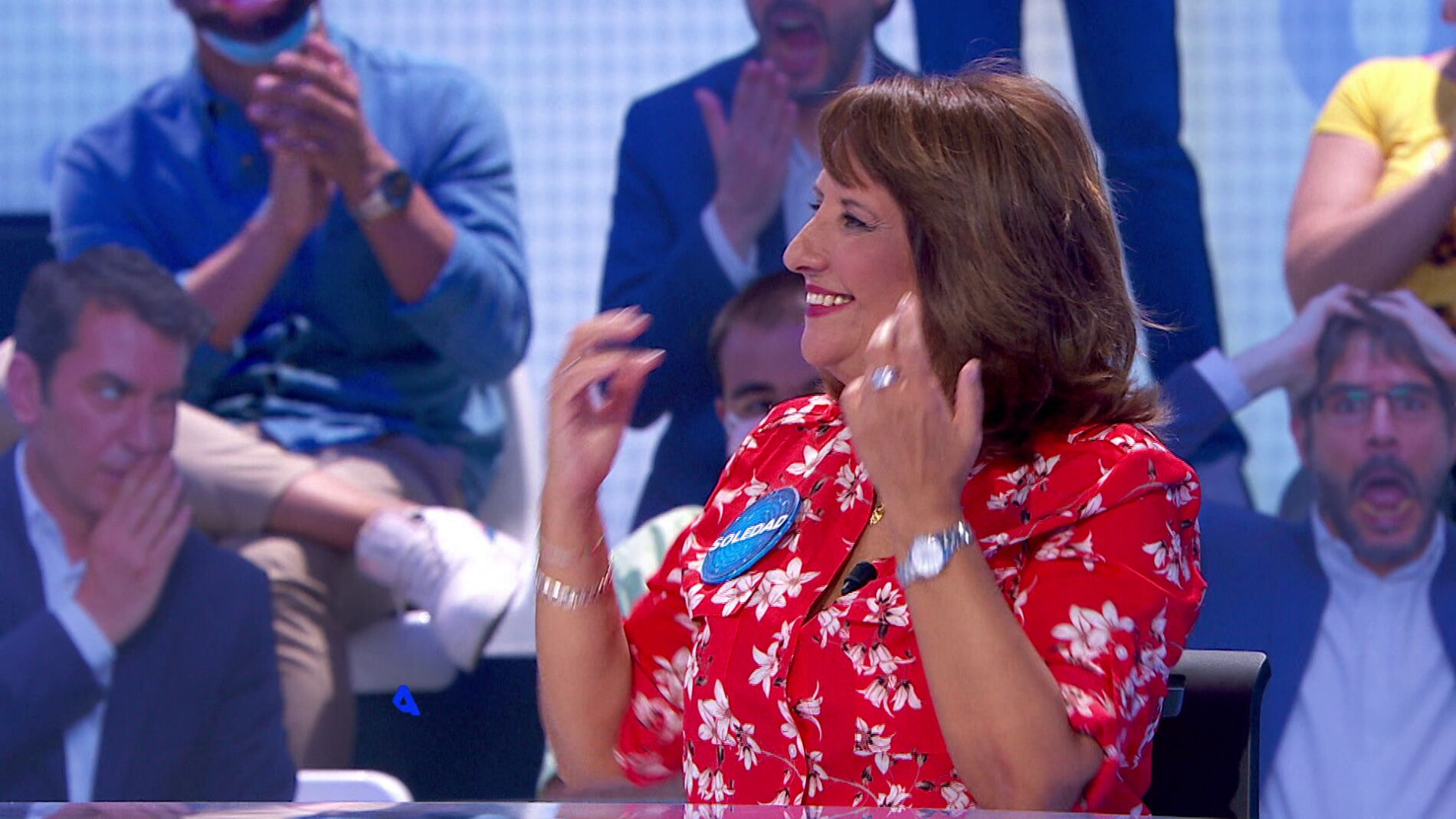 El look primaveral de Soledad Mallol la convierte en una auténtica poetisa en ‘Pasapalabra’