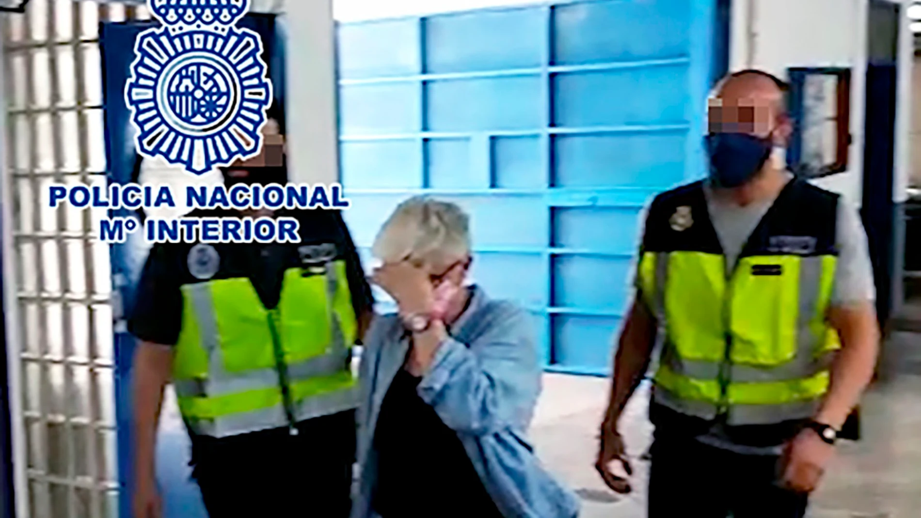 La mujer italiana detenida La mujer italiana detenida