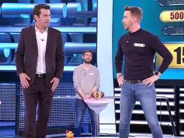 "Parece que estemos jugando en Hollywood": ¿A qué actor se parece este concursante de '¡Ahora caigo!'? "Parece que estemos jugando en Hollywood": ¿A qué actor se parece este concursante de '¡Ahora caigo!'?