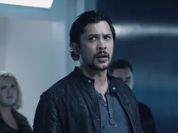 Bob Morley como Bellamy en 'The 100' Bob Morley como Bellamy en 'The 100'