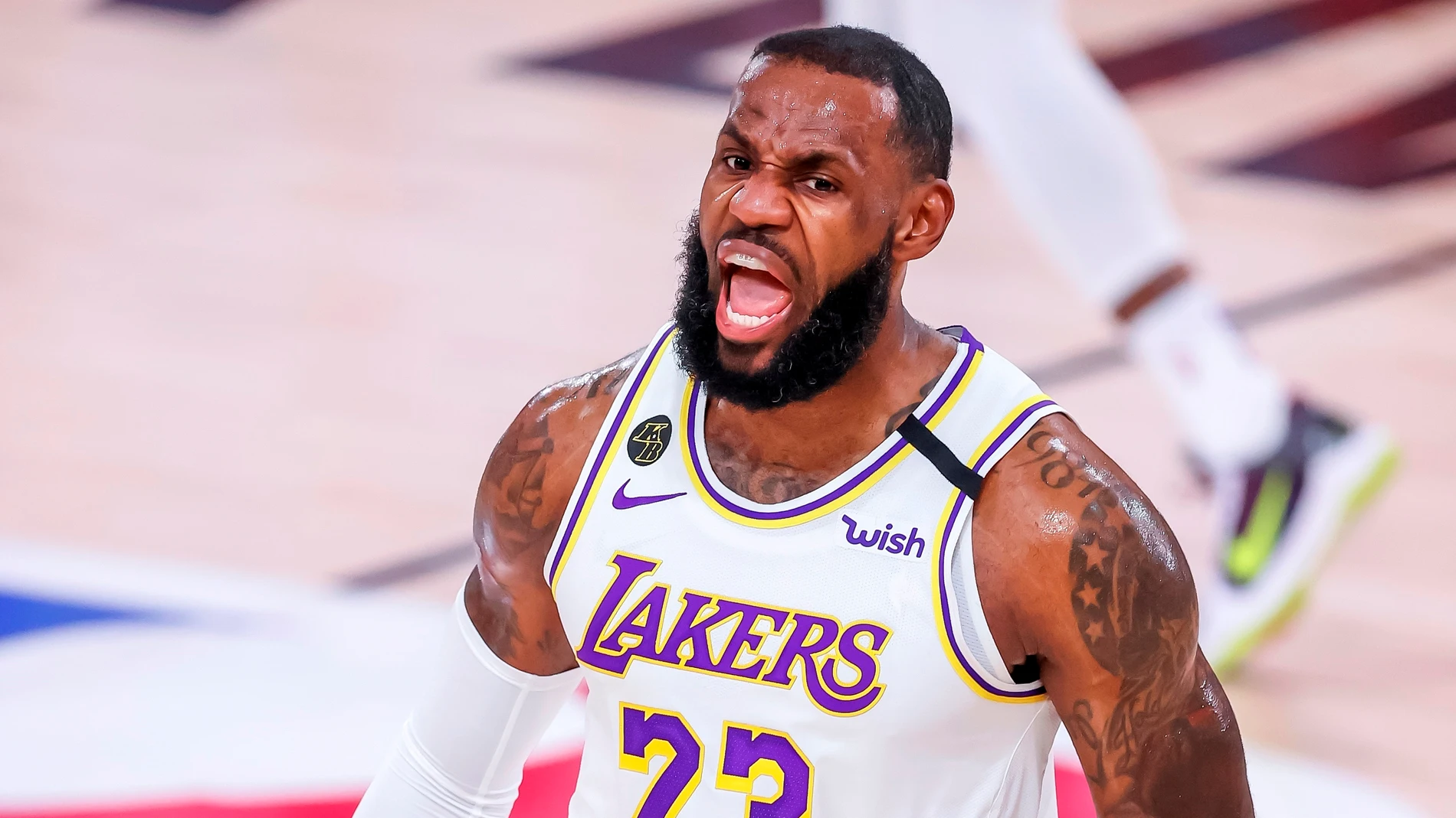LeBron James, durante el partido ante los Rockets LeBron James, durante el partido ante los Rockets