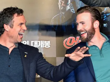 Mark Ruffalo Chris Evans, Hulk y Capitán América en 'Los Vengadores' Mark Ruffalo Chris Evans, Hulk y Capitán América en 'Los Vengadores'