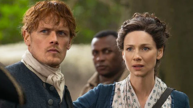 Sam Heughan y Caitriona Balfe en 'Outlander' Sam Heughan y Caitriona Balfe en 'Outlander'