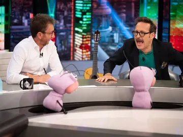 Trancas y Barrancas enfrentan a Joaquín Reyes al juego favorito de Miguel Bosé Trancas y Barrancas enfrentan a Joaquín Reyes al juego favorito de Miguel Bosé