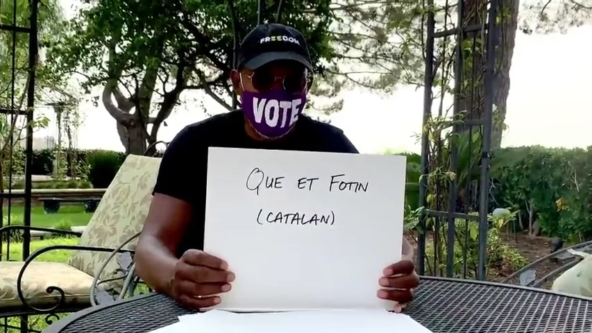 Samuel L. Jackson insulta a Donald Trump en euskera y catalán Samuel L. Jackson insulta a Donald Trump en euskera y catalán