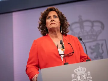 Una revolucionaria 'María Jesús Montero' manda un importante mensaje en 'El Hormiguero 3.0': "Niños, hasta el 40 de mayo no te acerques al yayo" Una revolucionaria 'María Jesús Montero' manda un importante mensaje en 'El Hormiguero 3.0': "Niños, hasta el 40 de mayo no te acerques al yayo"