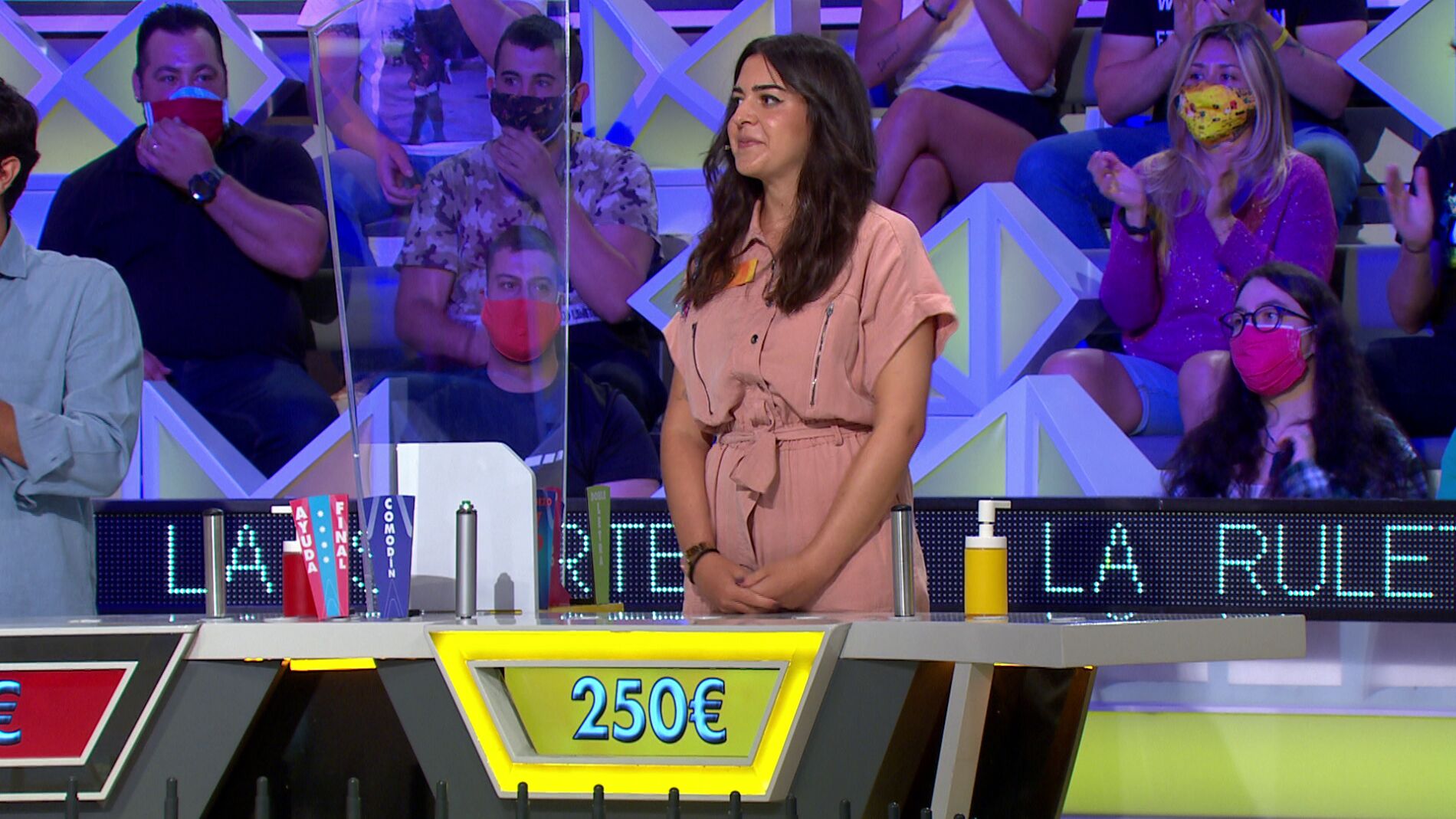 &iexcl;Maravilloso! La triple ilusi&oacute;n de Lidia se hace realidad en &lsquo;La ruleta de la suerte&rsquo;