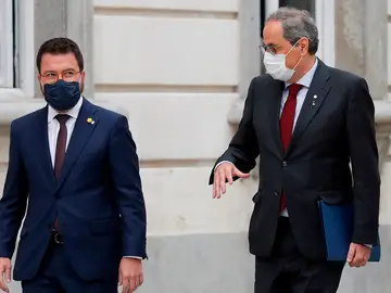 El presidente de la Generalitat, Quim Torra, a su llegada al Tribunal Supremo este jueves en Madrid, junto al vicepresidente, Pere Aragonès. El presidente de la Generalitat, Quim Torra, a su llegada al Tribunal Supremo este jueves en Madrid, junto al vicepresidente, Pere Aragonès.