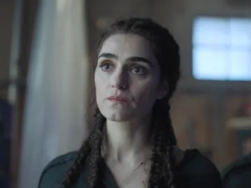 Hugo recibe el frío rechazo de Julia en la incesante búsqueda de Marta Hugo recibe el frío rechazo de Julia en la incesante búsqueda de Marta