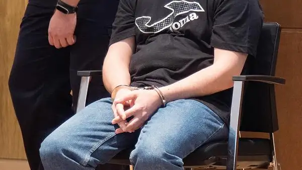El autor confeso del asesinato de Naiara, en 2017, lo achaca al "estrés y al "cúmulo de trabajo" El autor confeso del asesinato de Naiara, en 2017, lo achaca al "estrés y al "cúmulo de trabajo"