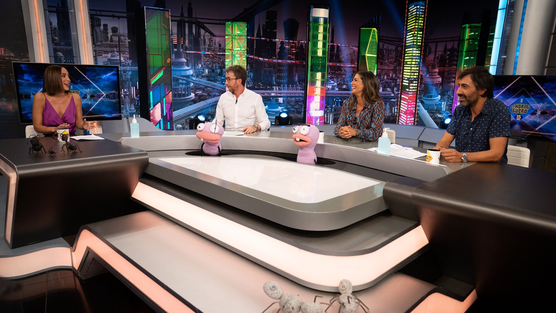 &iquest;Sexo al aire libre para prevenir la COVID-19? Tamara Falc&oacute;, Nuria Roca y Juan del Val dan su opini&oacute;n en 'El Hormiguero 3.0'