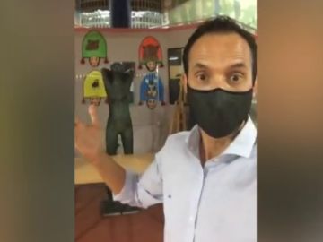 El director de un instituto de Santiago explica las novedades a través de Instagram