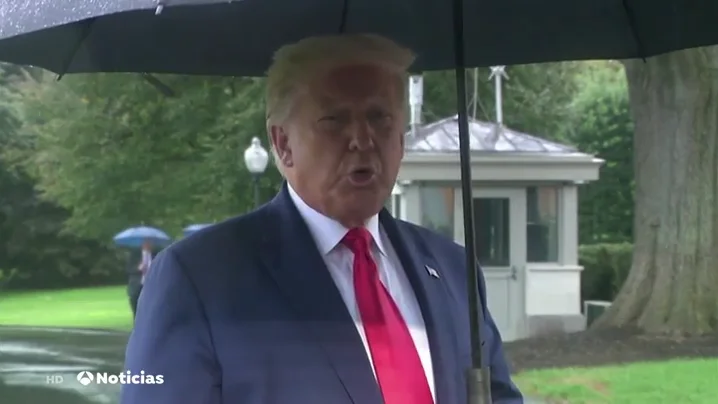 Trump... Trump...