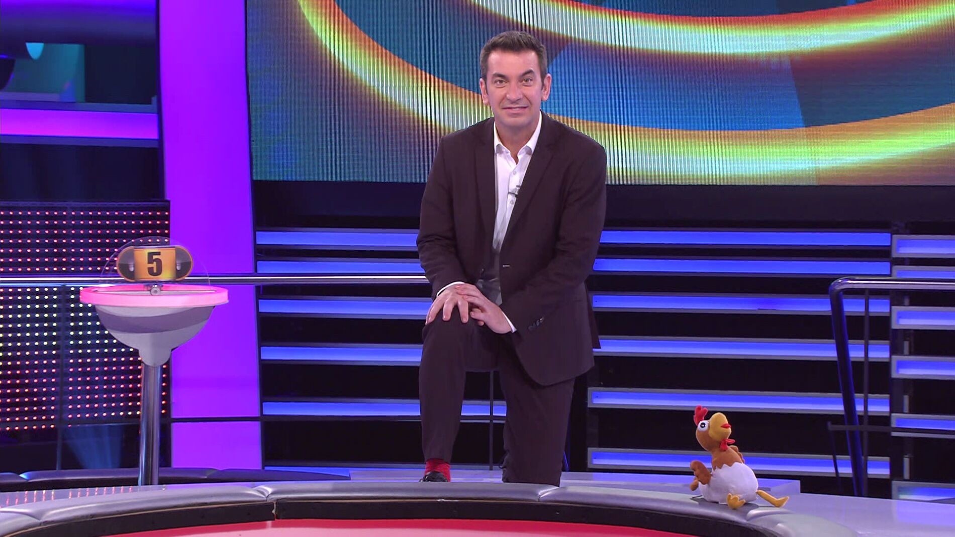 ¿El momento más romántico en la historia de '¡Ahora caigo!'?: Arturo Valls se declara a su chica